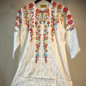 Pakistani KURTA / KAMEEZ